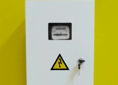 Jak obliczyć zużycie prądu? Poradnik